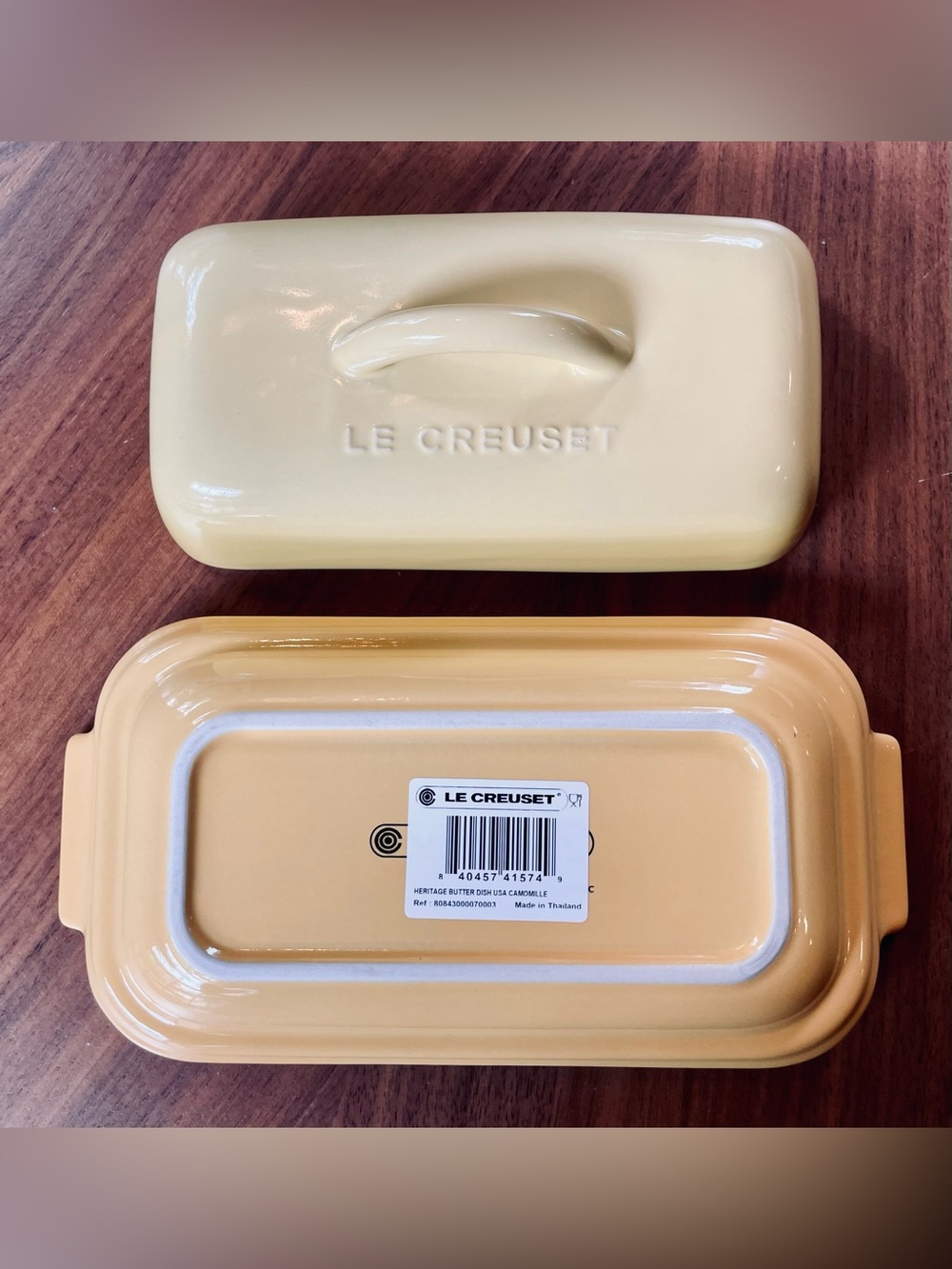 NIB Le Creuset Yellow Stoneware Butter Dish with Lid - Picture 2 of 4